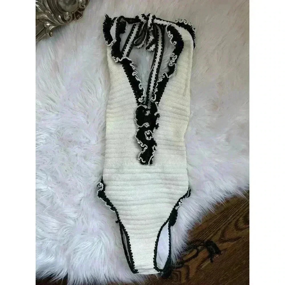 My Beachy Side Rio One Piece Swimsuit White and Black Crochet NEW, NWT! - Picture 2 of 5